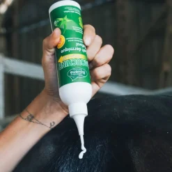 Emouchine Derm lait Ravene