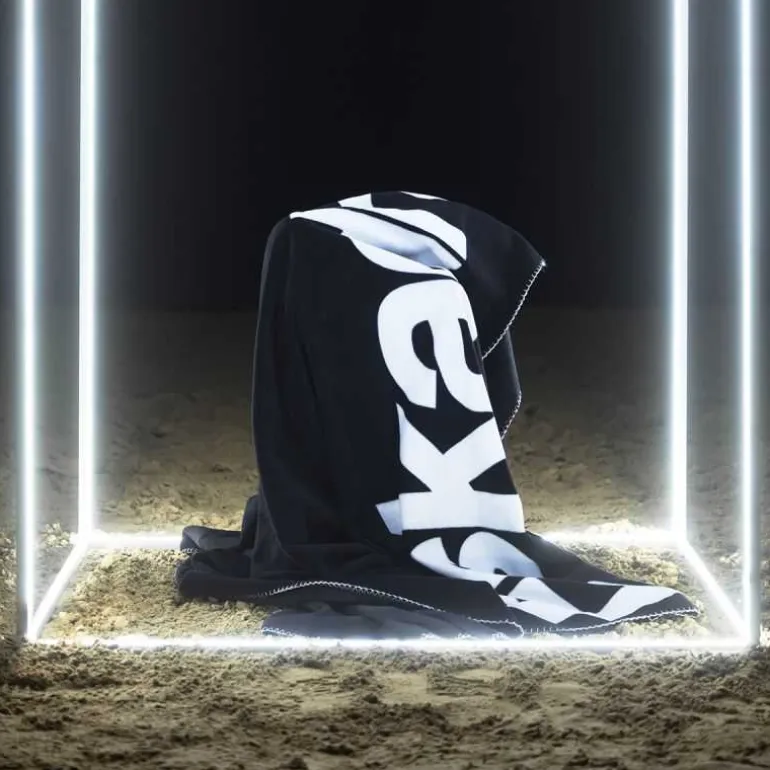 Plaid Dynamic Eskadron